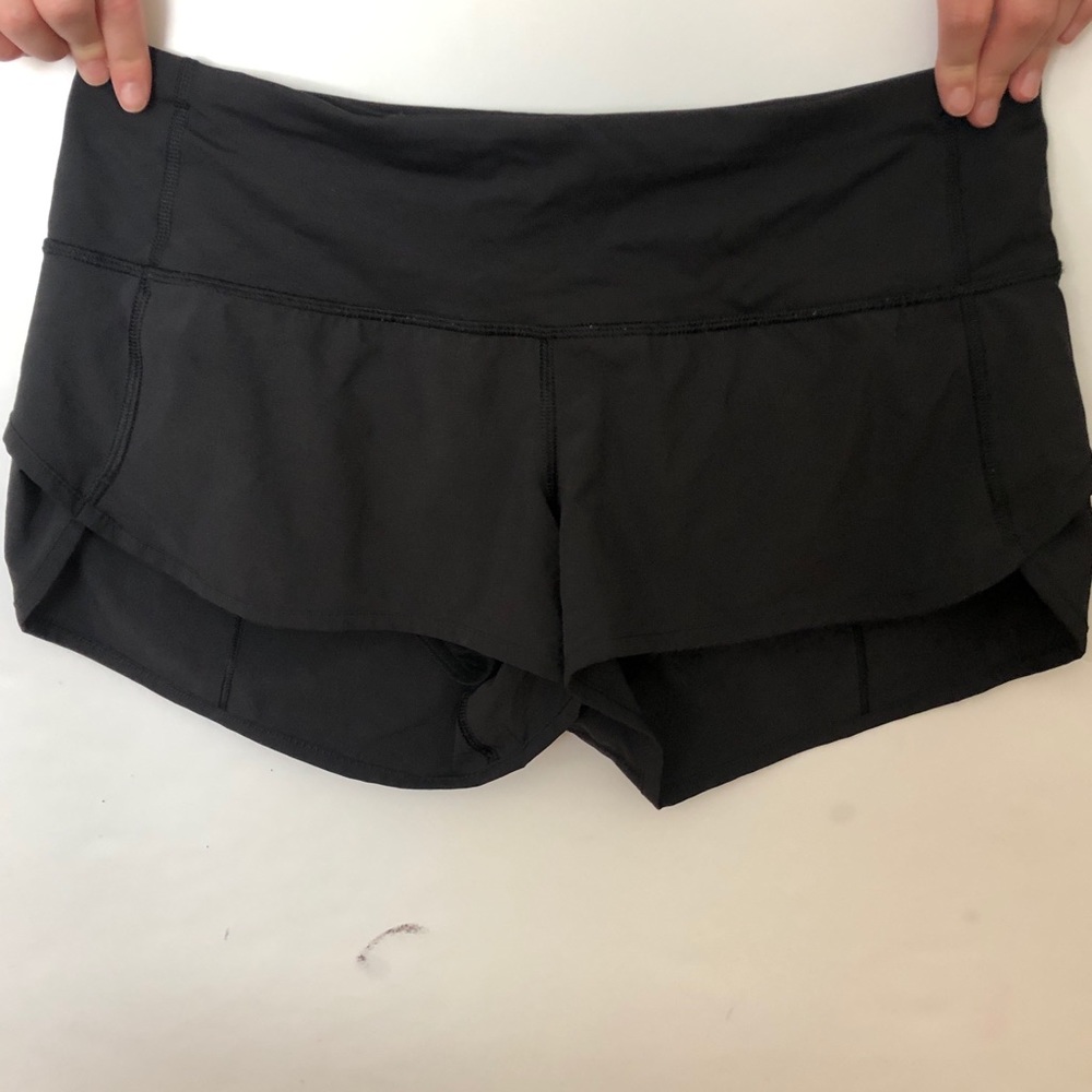Lululemon speed up short 2.5” size 6